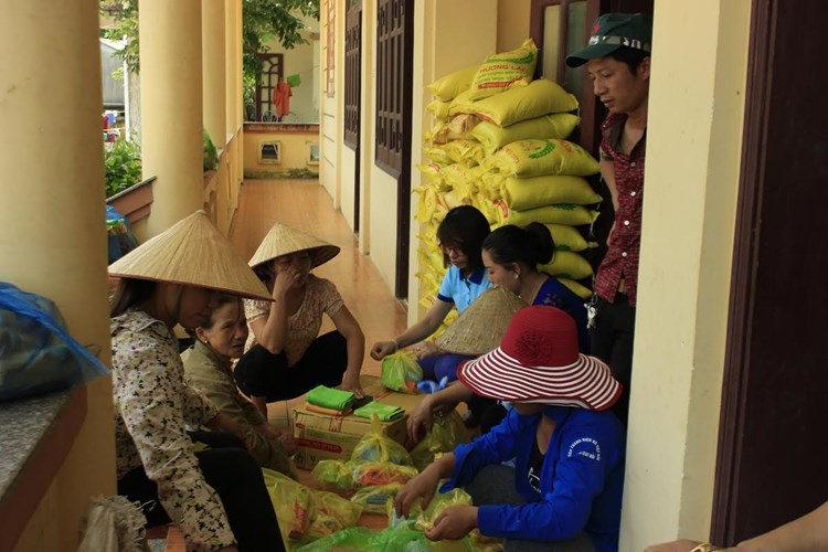 Người[-]dân[-]Việt[-]Hải[-]vẫn[-]khốn[-]khổ[-]vì[-]ngập[-]lụt